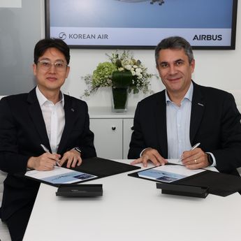 Signature ceremony Korean Air and Airbus for SFP+ during MRO Europe 2025 Signature ceremony Korean Air and Airbus for SFP+ during MRO Europe 2025