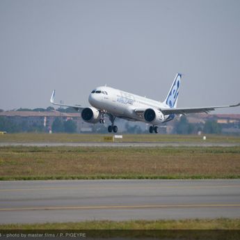 A320neo PW landing - first flight A320neo PW landing - first flight