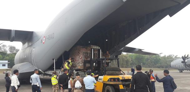 Unloading of A400M