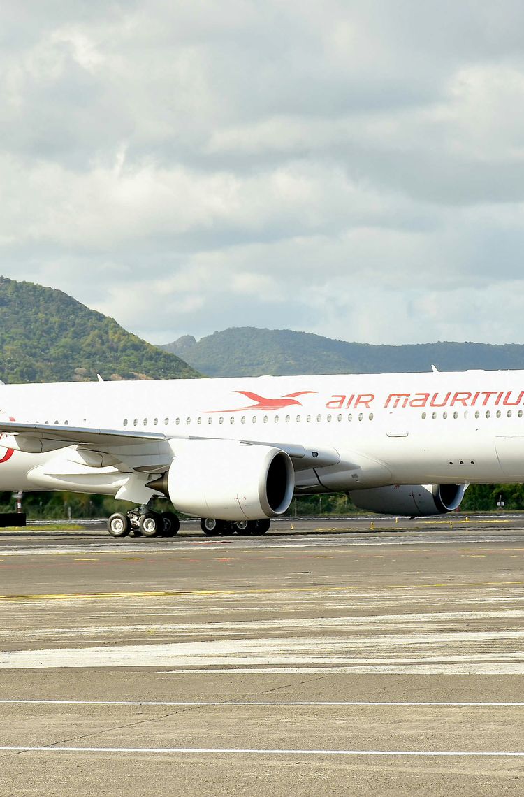 First A350 XWB Air Mauritius 2 First A350 XWB Air Mauritius 2