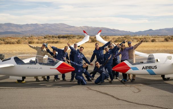 Contrail-chasing Blue Condor makes Airbus’ first full hydrogen-powered flight Contrail-chasing Blue Condor makes Airbus’ first full hydrogen-powered flight