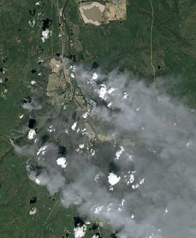Pléiades and SPOT 7 Satellites images of Fires in Fort Mc Murray, Canada