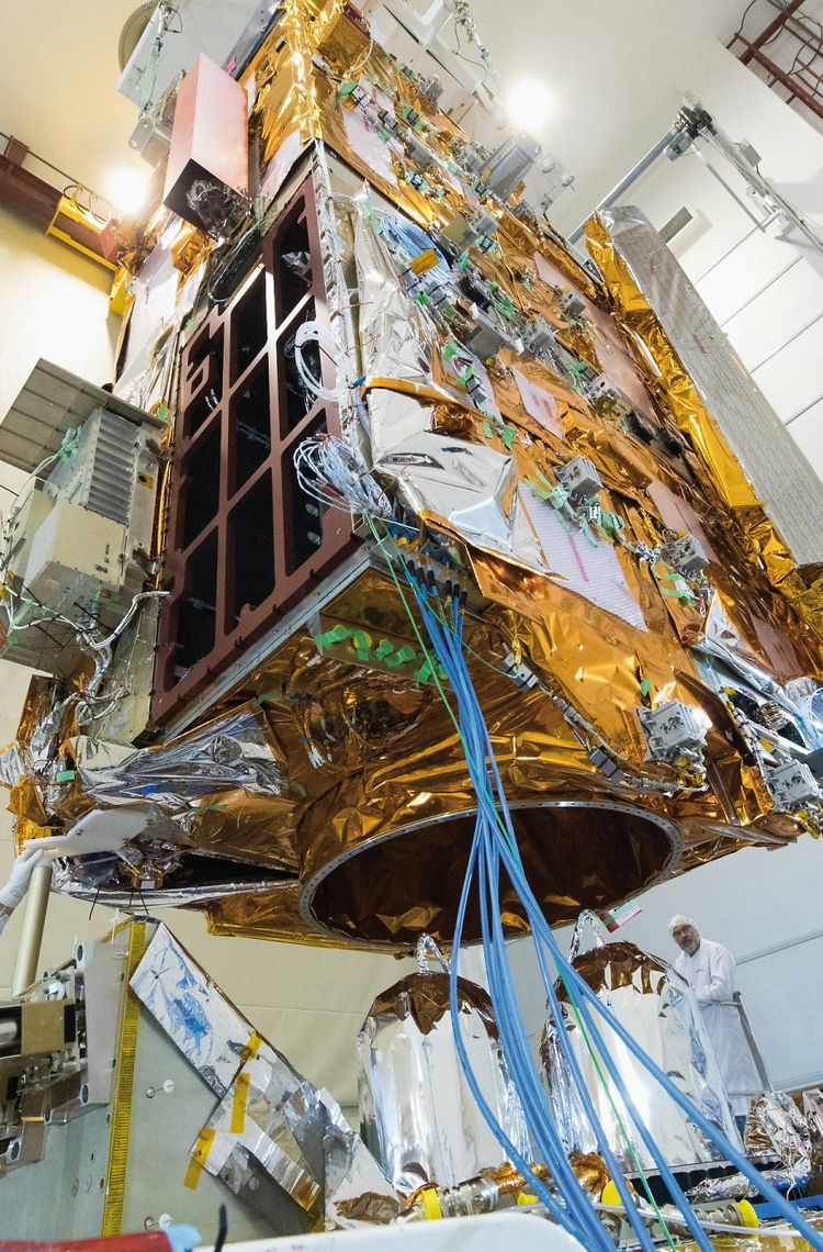 MetOp-C in Airbus clean room, Toulouse MetOp-C in Airbus clean room, Toulouse