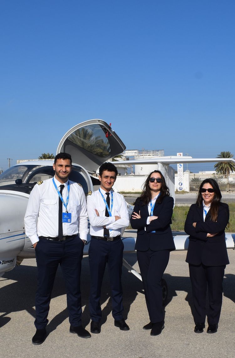 AFA - The Aviator Institute (ex SFA) - Multiple cadets in front of aircraft AFA - The Aviator Institute (ex SFA) - Multiple cadets in front of aircraft