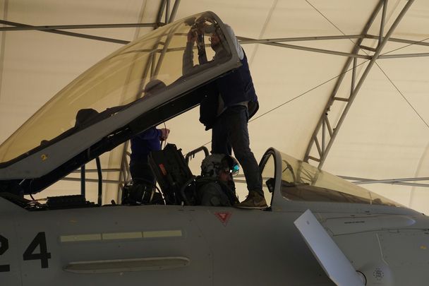 Eurofighter flight filmed in 360 degrees Eurofighter flight filmed in 360 degrees
