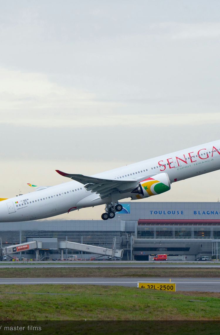 A330-900 Air Senegal MSN1910 - Take off A330-900 Air Senegal MSN1910 - Take off