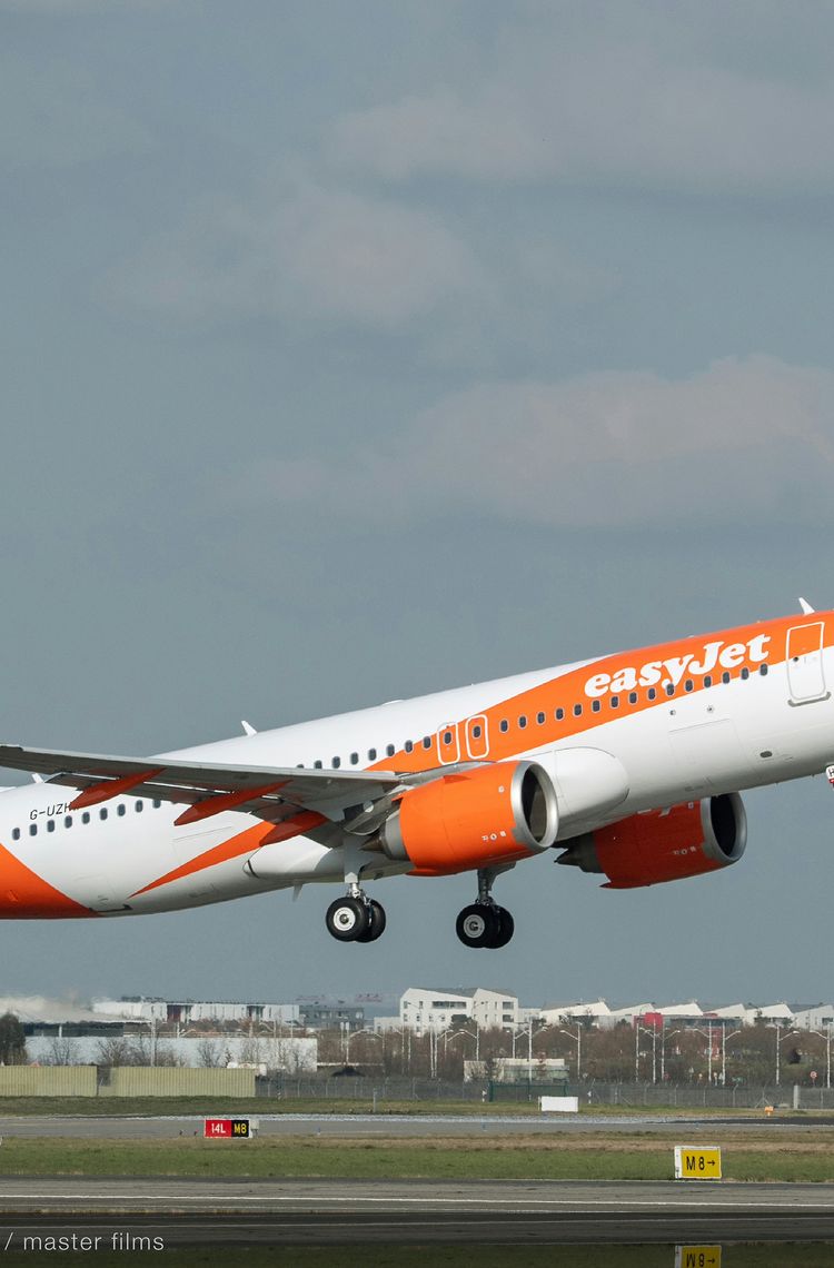 easyJet’s first FANS-C-equipped A320 easyJet’s first FANS-C-equipped A320