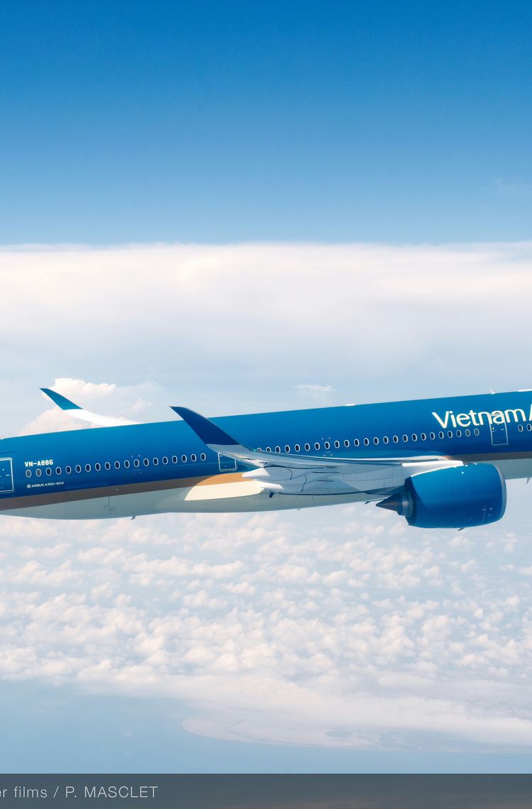 A350-900 Vietnam Airlines MSN014 in flight A350-900 Vietnam Airlines MSN014 in flight