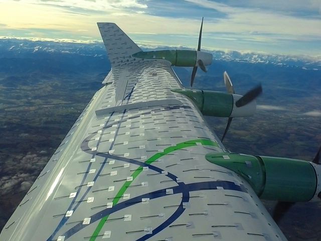 EcoPulse demonstrator’s first test flight with battery system onboard EcoPulse demonstrator’s first test flight with battery system onboard