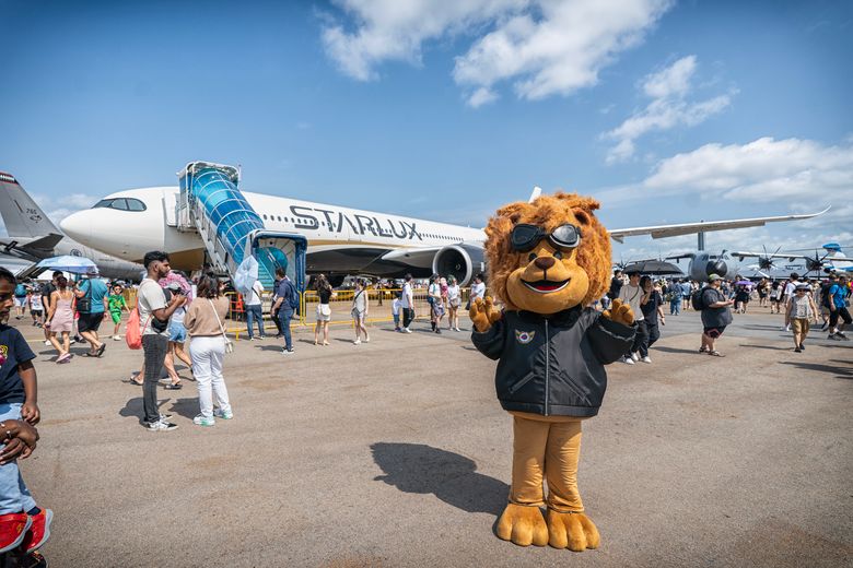 Leo as a guest at Singapore Airshow 2024 - Day 5 Leo as a guest at Singapore Airshow 2024 - Day 5