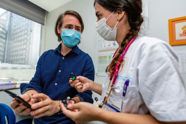 Smart Flying Hospital doctor and patient Smart Flying Hospital doctor and patient