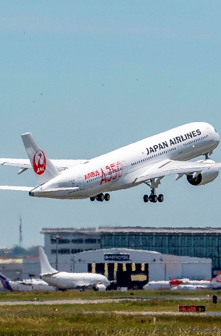 Japan Airlines’ A350-900 – first flight Japan Airlines’ A350-900 – first flight
