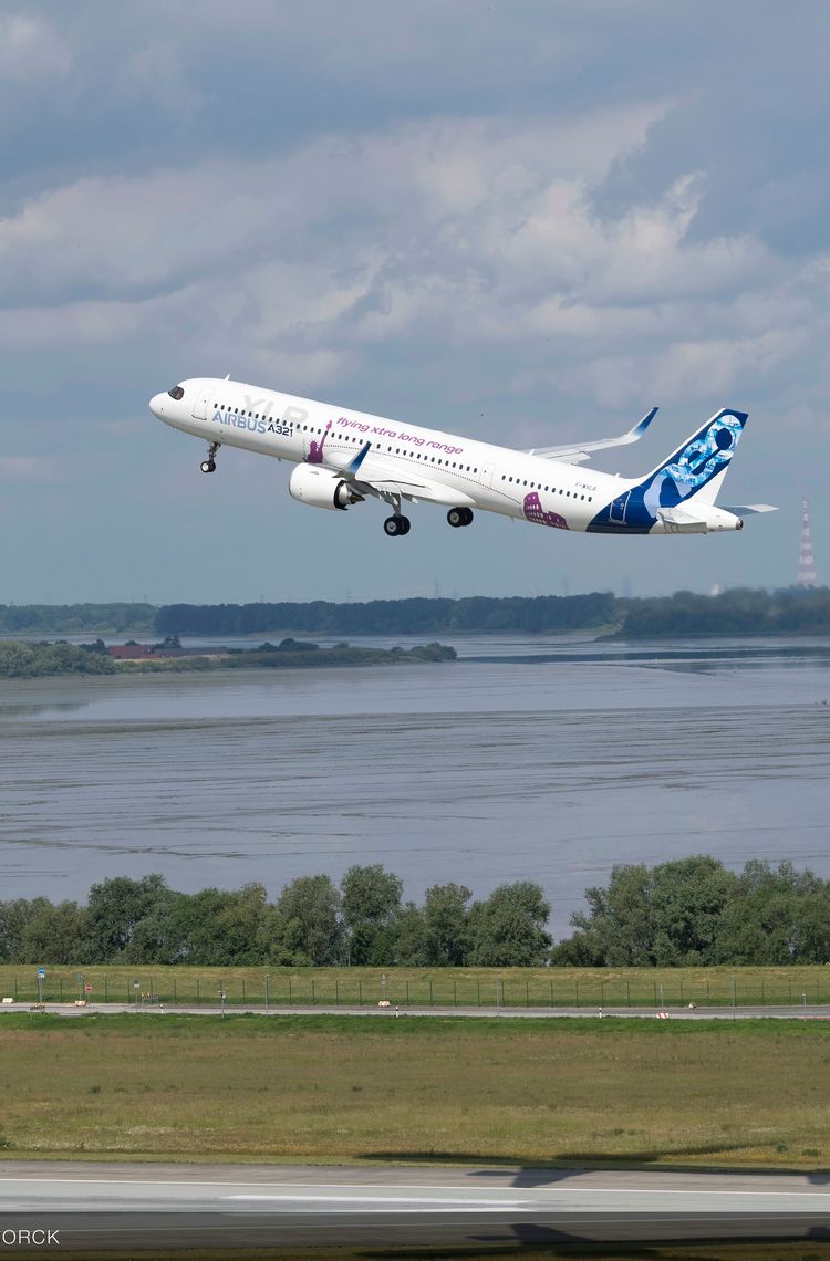 A321XLR First flight - take off A321XLR First flight - take off