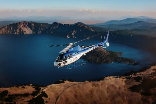 AirLink's H125 above Crater Lake
