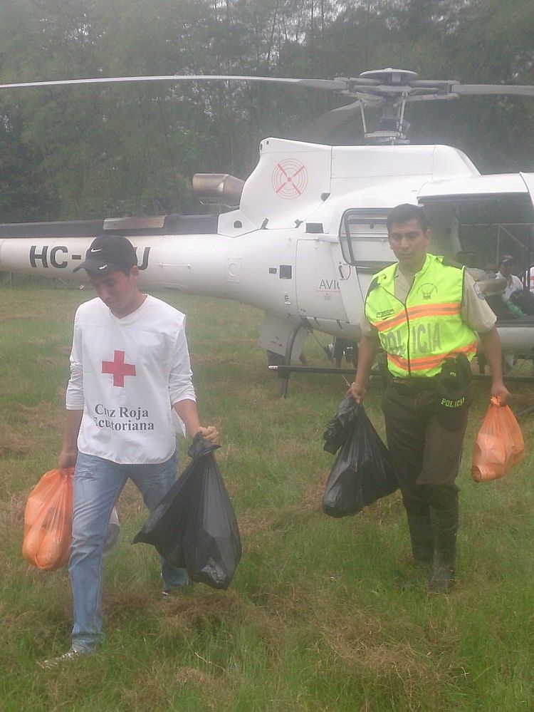 Airbus Helicopters Foundation supports Ecuador after the earthquake disaster Airbus Helicopters Foundation supports Ecuador after the earthquake disaster