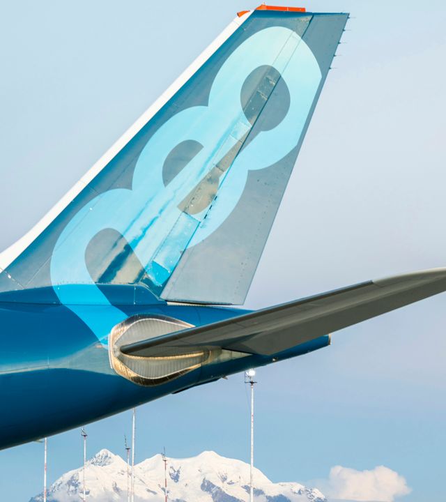 A330 in flight at Toluca & La Paz A330 in flight at Toluca & La Paz