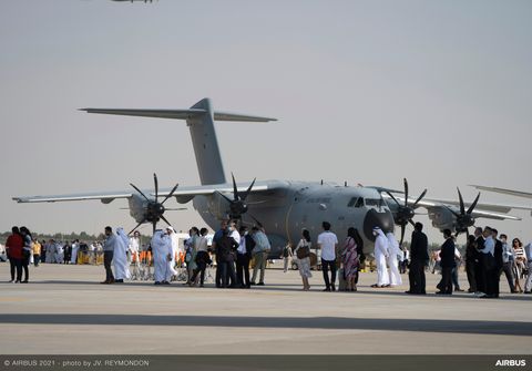 Dubai Airshow 2021 Day 3 - A400M ambiance on static 