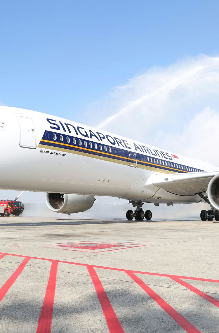 First Singapore Airlines A350 XWB arrives in Singapore 1 First Singapore Airlines A350 XWB arrives in Singapore 1