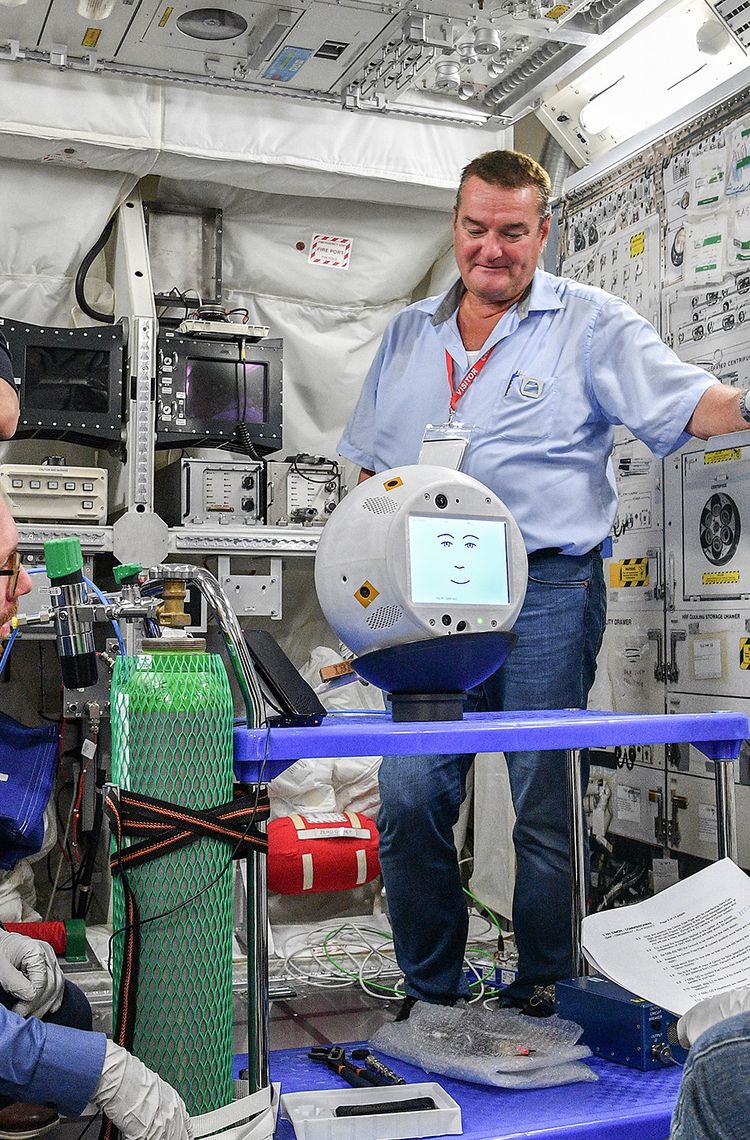 CIMON-2 under test CIMON-2 under test