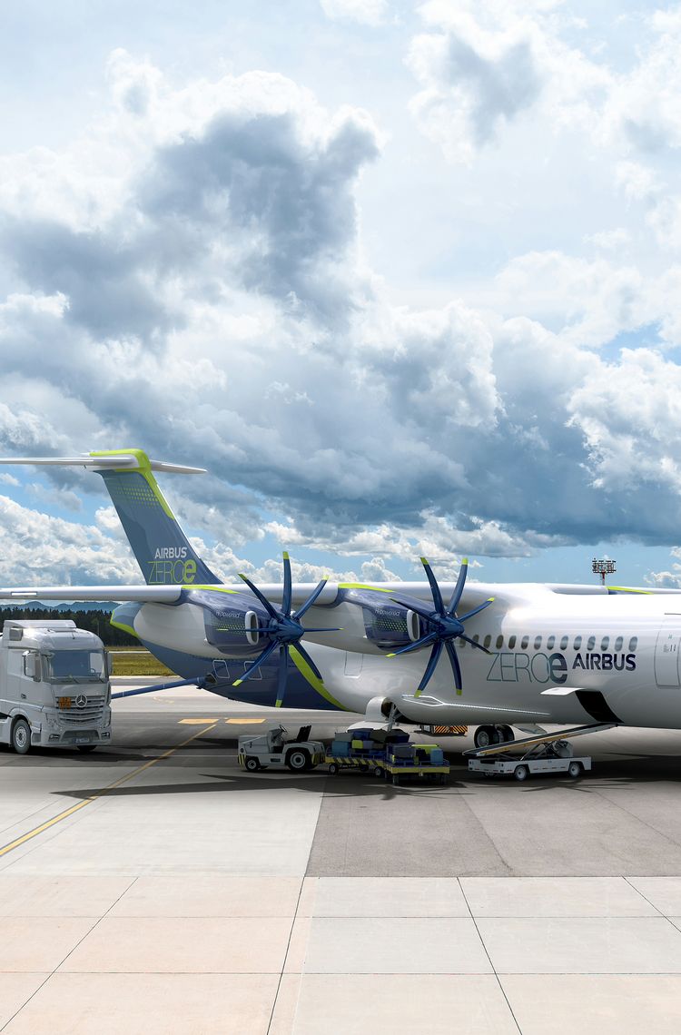 ZEROe fully electric hydrogen-powered four pod aircraft at airport ZEROe fully electric hydrogen-powered four pod aircraft at airport
