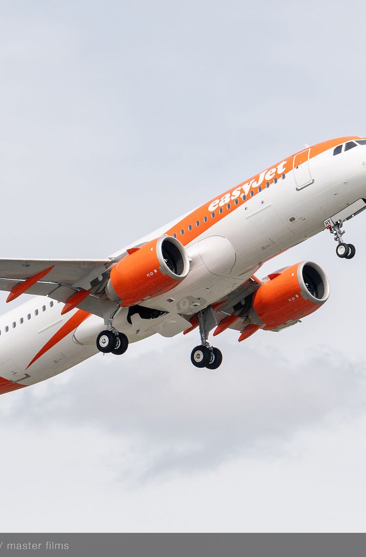 A320neo easyJet MSN8920 350th aircraft ferry flight - Take off A320neo easyJet MSN8920 350th aircraft ferry flight - Take off