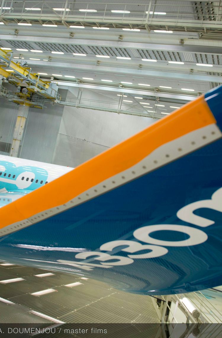 A330neo_Paint shop A330neo_Paint shop
