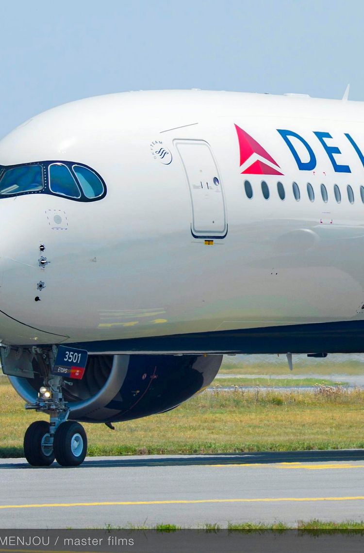 A350-900 MSN115 Delta Taxiing A350-900 MSN115 Delta Taxiing