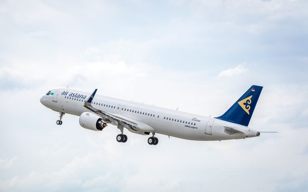 20190718-p3782_8837_air_astana-HOV-stills-taxi-start-landing