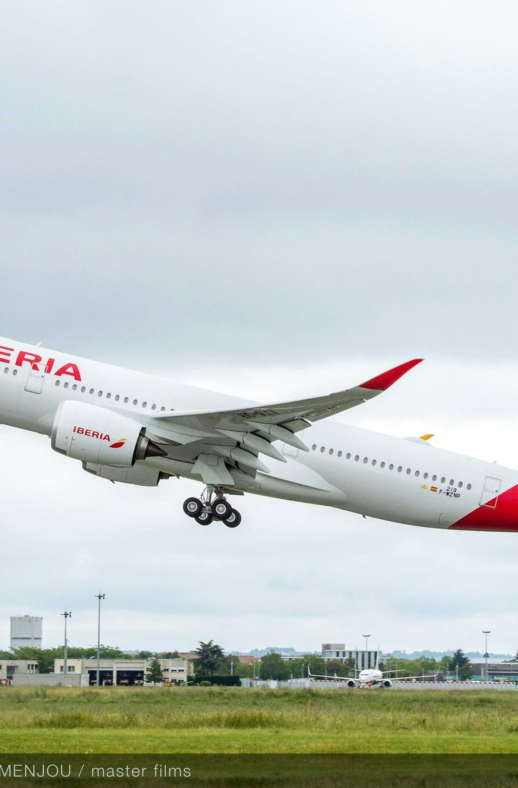 Iberia A350-900 first delivery 1 Iberia A350-900 first delivery 1