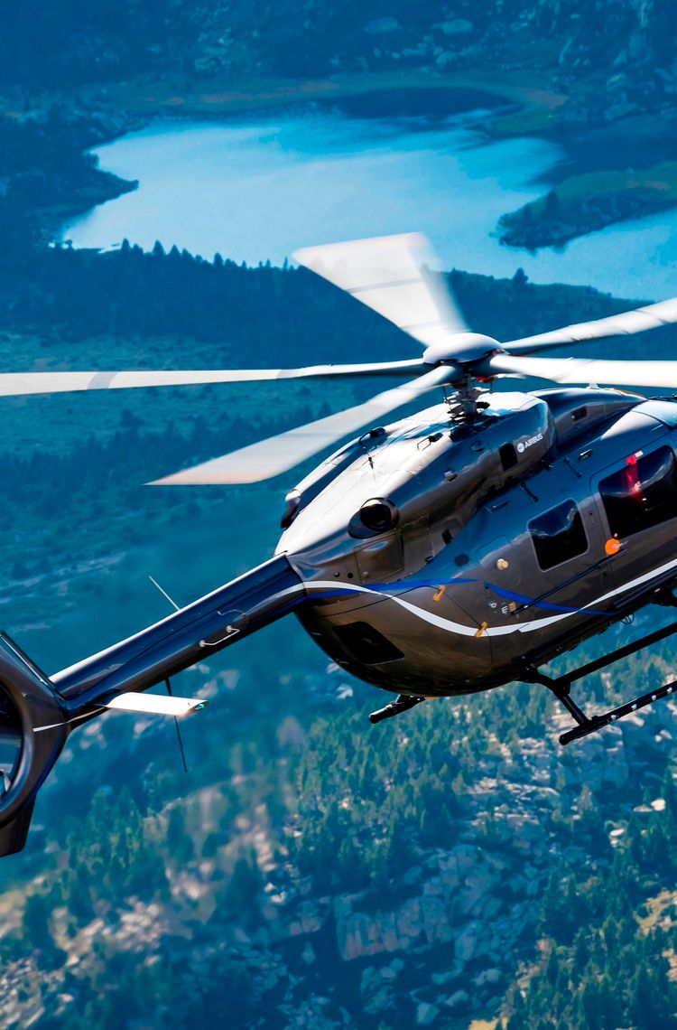 David MacNeil becomes first private customer in North America to upgrade to new H145 David MacNeil becomes first private customer in North America to upgrade to new H145