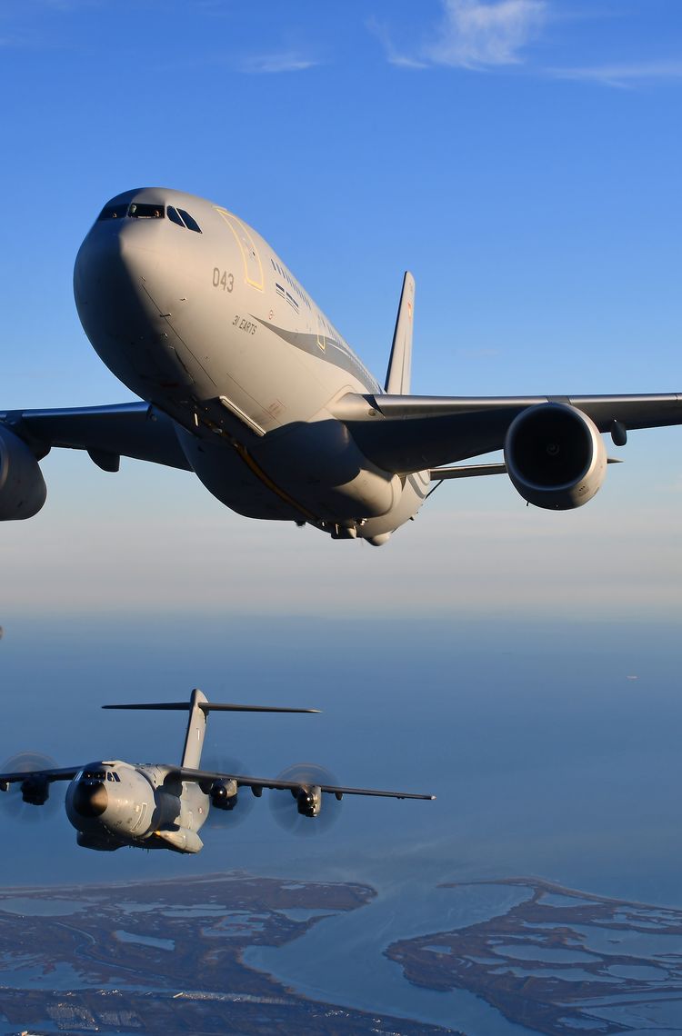 A330 MRTT and A400M A330 MRTT and A400M