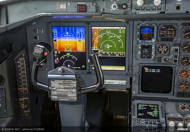 Upgraded cockpit of A300 UPS Upgraded cockpit of A300 UPS