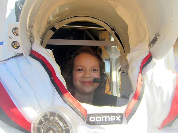 7-year-old Guadalupe Maíz Apellániz in the Gandolfi 2 spacesuit
