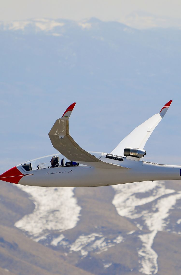 Blue Condor demonstrator during first flight Blue Condor demonstrator during first flight