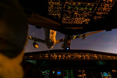 KC-30A MRTT pilot's view during Exercise Pitch Black 2024 | © RAAF 2024 - LACW Taylor Anderson KC-30A MRTT pilot's view during Exercise Pitch Black 2024 | © RAAF 2024 - LACW Taylor Anderson