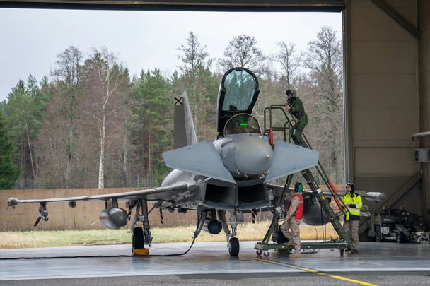 Spanish and German Eurofighters secure Baltic skies 04