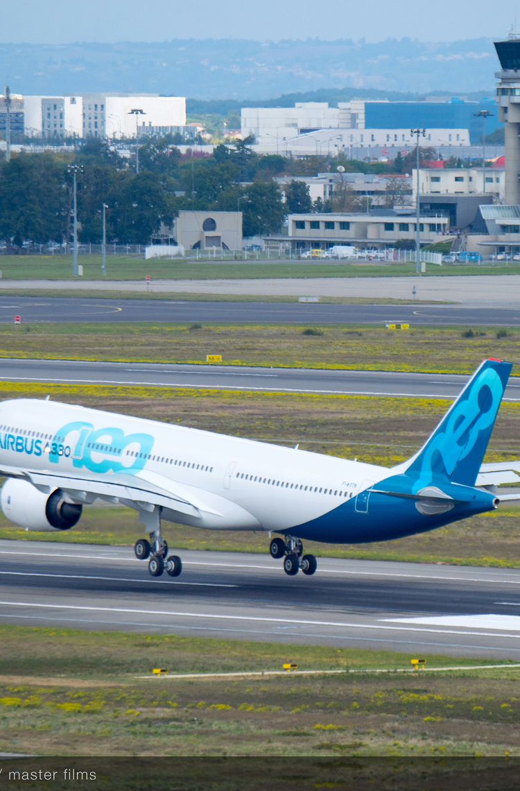 A330neo First Flight landing 4 A330neo First Flight landing 4