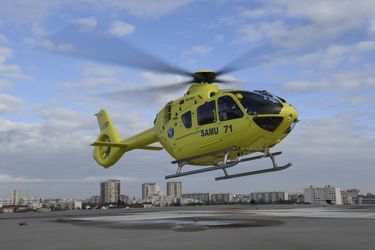 An H135 about to take flight for the SAMU An H135 about to take flight for the SAMU
