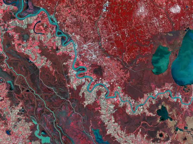 Mississippi River DMC Constellation Alsat 1B Imag ASAL Distribution Airbus DS 2019 Mississippi River DMC Constellation Alsat 1B Imag ASAL Distribution Airbus DS 2019