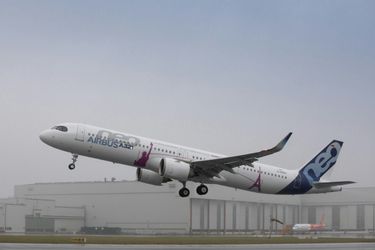 A321LR First Flight Take Off A321LR First Flight Take Off
