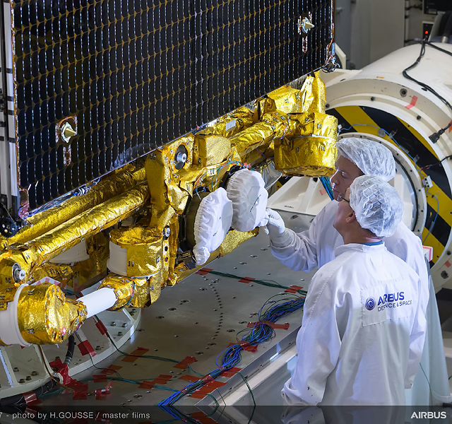 Eutelsat 172B 003 Eutelsat 172B 003