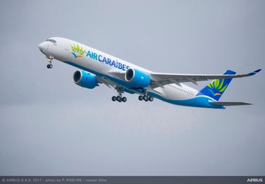 A350 900 Air Caraibes Take off A350 900 Air Caraibes Take off