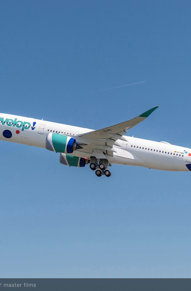 Evelop Airlines’ first A350 XWB Evelop Airlines’ first A350 XWB