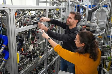 Fuel Cell System Fuel Cell System