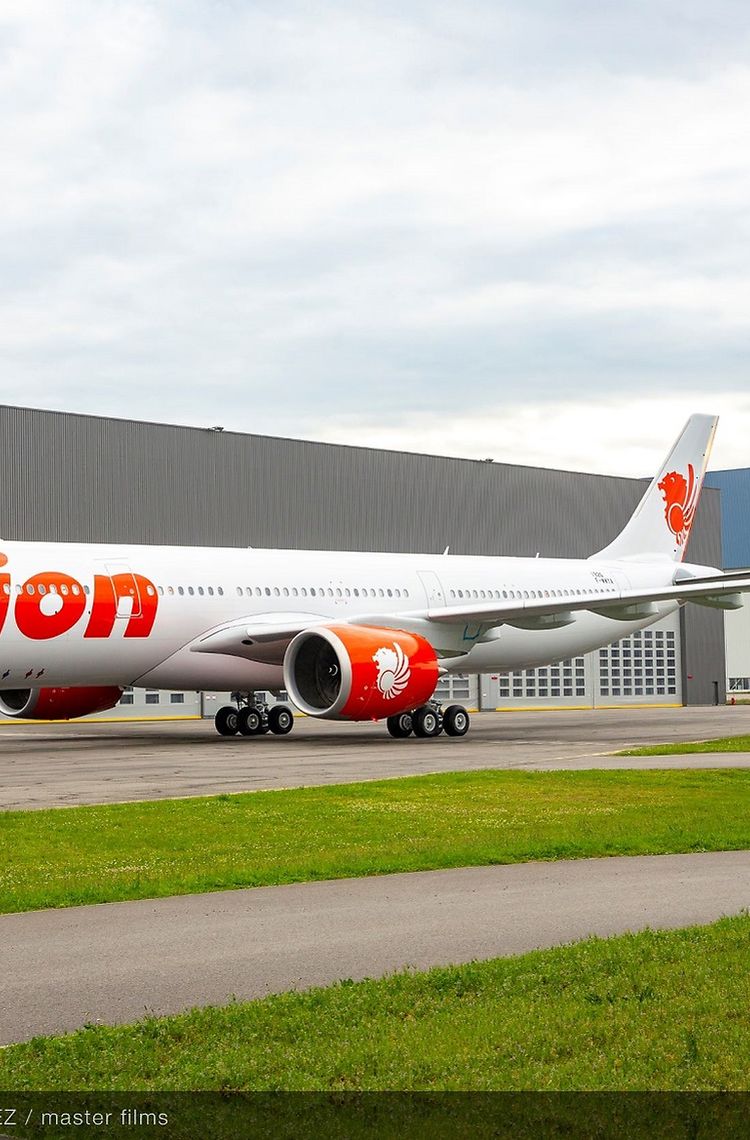 Lion Air's first A330-900 paint shop roll-out Lion Air's first A330-900 paint shop roll-out