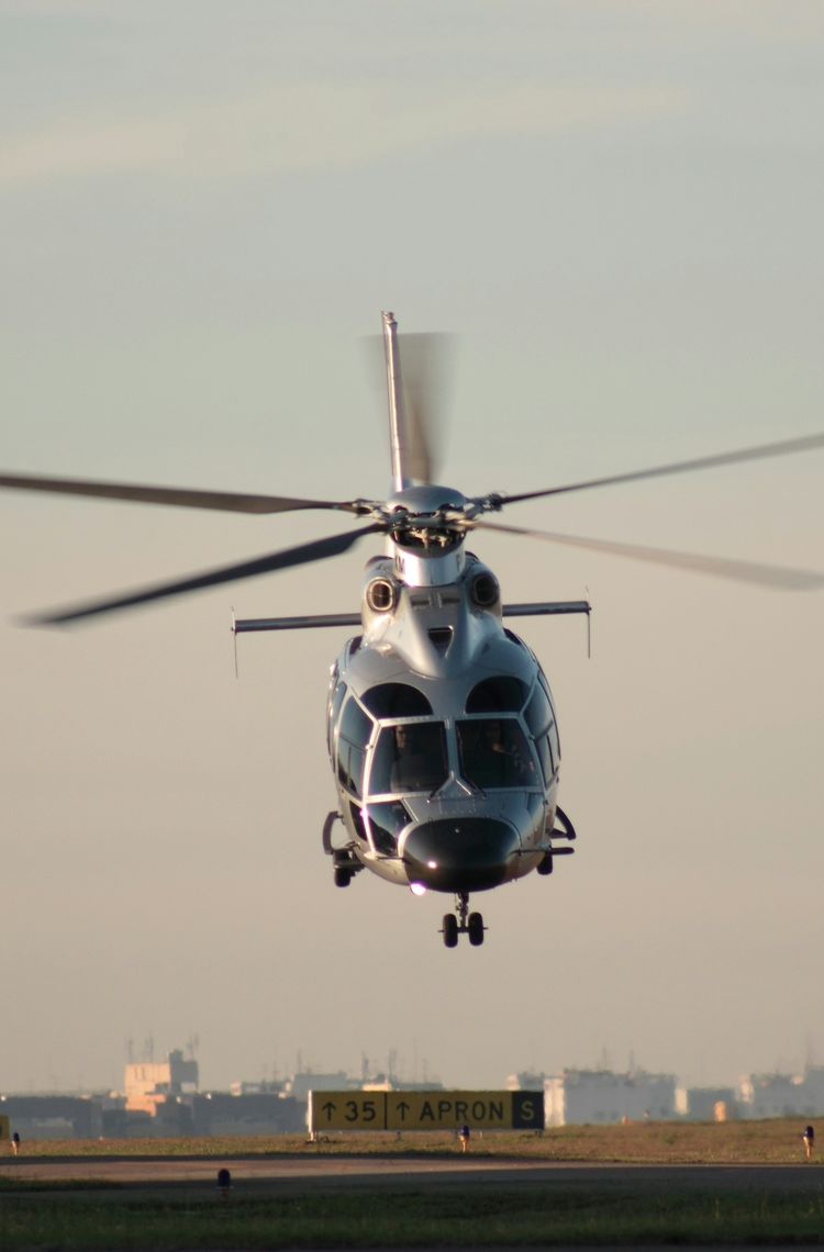 Airbus Helicopters signs first HCare Smart contract in Brazil Airbus Helicopters signs first HCare Smart contract in Brazil