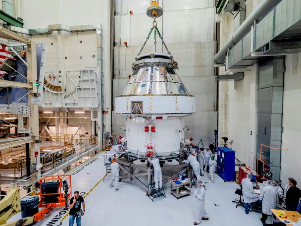 Orion “takes off” the integration stand