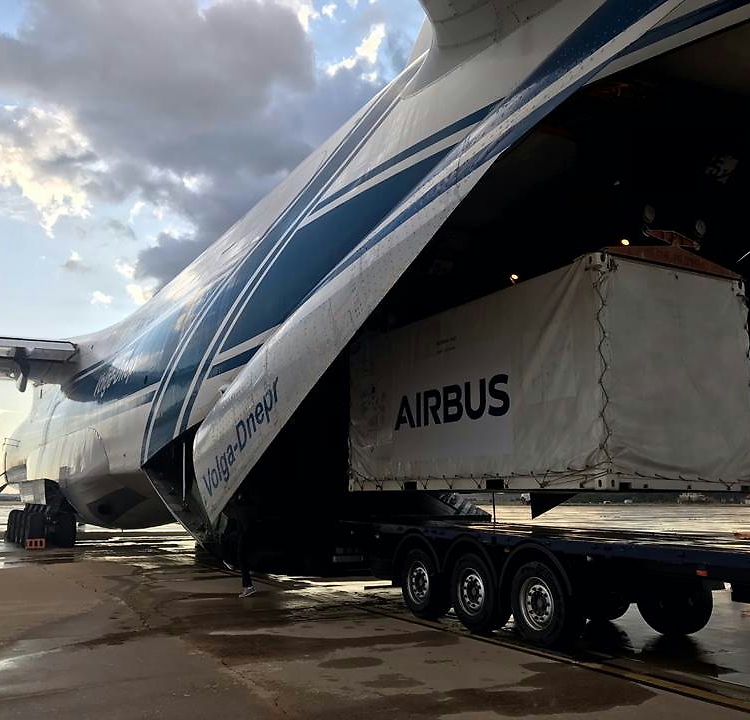 SEOSAT Ingenio Loading Copyright Airbus SEOSAT Ingenio Loading Copyright Airbus