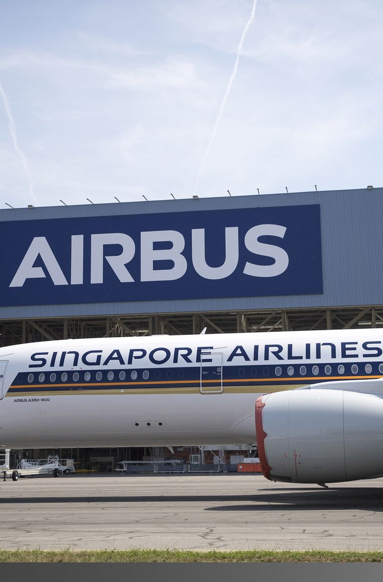Singapore Airlines Ultra Long Range A350 XWB paint shop rollout 1 Singapore Airlines Ultra Long Range A350 XWB paint shop rollout 1