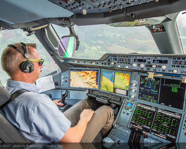 Airbus’ new synthetic vision system 1 Airbus’ new synthetic vision system 1